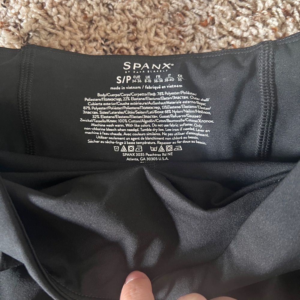 Spanx Get Moving Double Layer Shorts Running Golf… - image 5